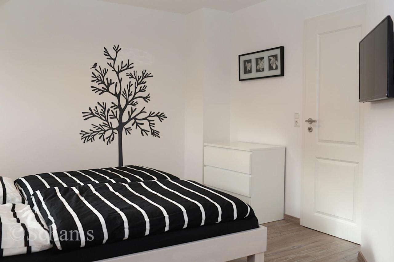 Ostseelagune Zingst, Exklusive Dhh, Strandnah, Sauna, Kamin, 3 Sz, 2 Baeder, Glasfaser, Haustierfrei, Garten Mit Suedterrasse, E-Ladesaeule, 2 Stellplaetze, Strandkorb, Fahrradschuppen, Waschmaschine, Trockner, Nichtraucher Exterior foto